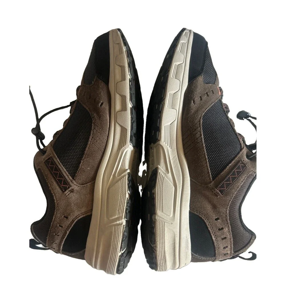 Skechers oak canyon